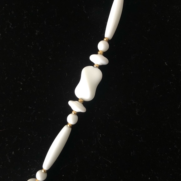 Rare Milk Glass Art Deco Necklace vintage-Antique stunning jewellery collector - Picture 5 of 12